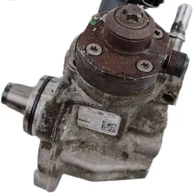 Land Rover Defender Fuel injection high pressure pump K6D39B395AA