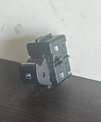 Ford Fusion II Electric window control switch DG9T14529A 20160107C