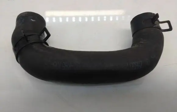 Hyundai i30 Engine coolant pipe/hose 256502A400