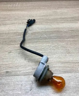 BMW X5 E53 Tail light bulb cover holder 6933362 155431