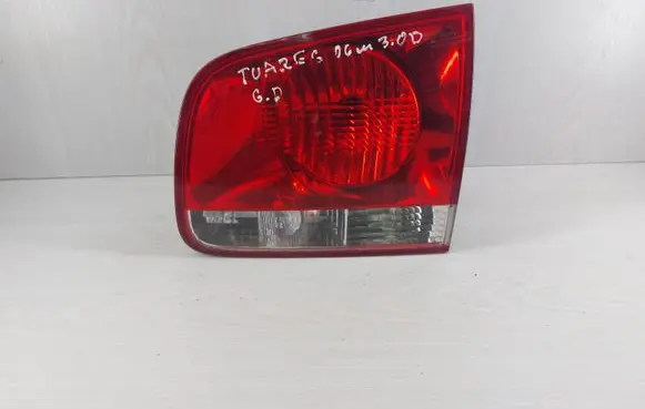 Volkswagen Touareg I Tailgate rear/tail lights 7L6945094H