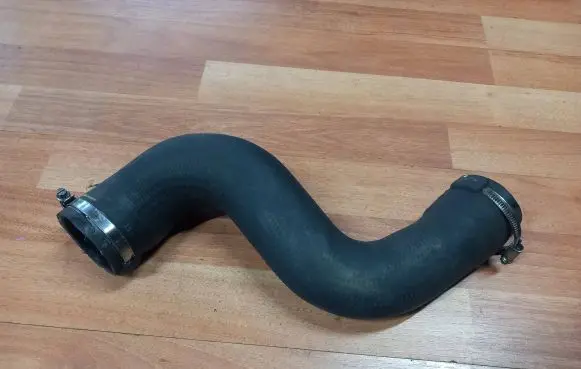 Peugeot 508 Intercooler pipe mounting bracket 0382GS