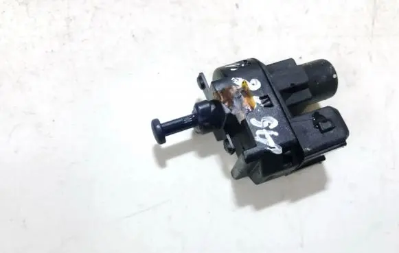 Ford Focus Brake pedal sensor switch 93bb13480bc 93bb-13480-bc