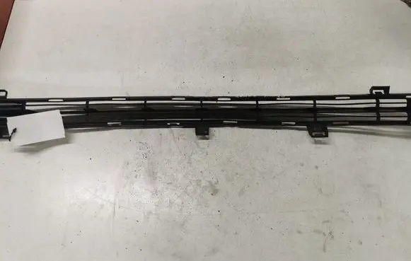 Citroen C4 Grand Picasso Front bumper lower grill 9654195277