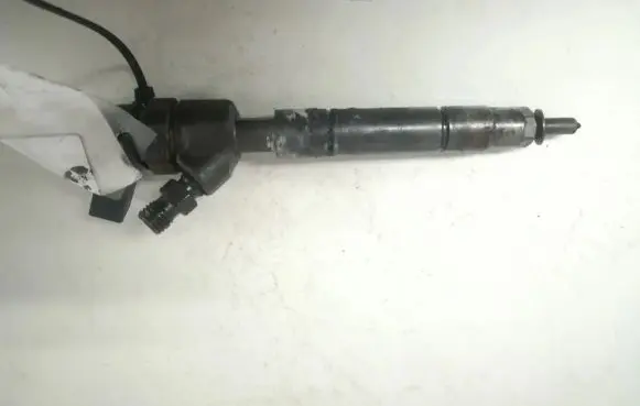 Mercedes-Benz B W245 Fuel injector 0445110167 A6400700787