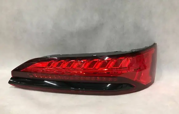 Audi Q7 4M Rear/tail lights 4M0945076D 4M0.945.076.D