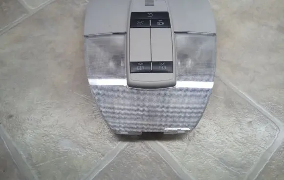 Mercedes-Benz B W245 Front seat light A1698207601