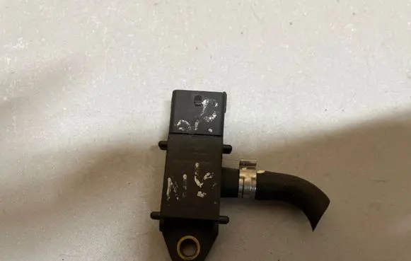 Opel Astra J Crankshaft position sensor 55566186