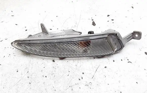 Opel Astra J Front indicator light 13367143 76801 662588537