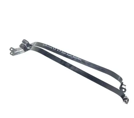 Fuel tank mounting bracket