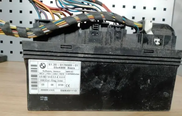 BMW 5 E60 E61 Comfort/convenience module 9176069 6135917606901