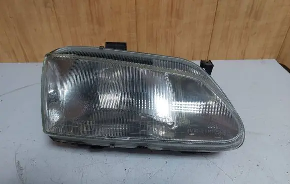 Renault Megane I Headlight/headlamp