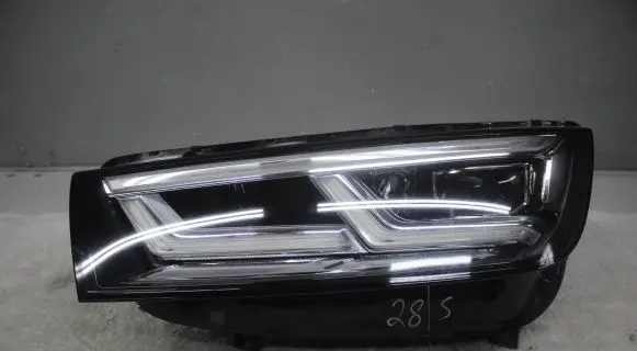 Audi Q5 SQ5 Headlight/headlamp 80A941035 F00H1A700702 E1446351