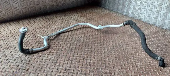BMW 5 G30 G31 Engine coolant pipe/hose 8602622 7531977