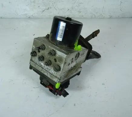 Volkswagen PASSAT B6 ABS Pump 3C0614095P