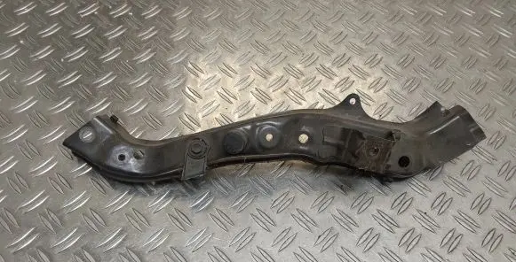 Toyota Auris 150 Headlight/headlamp mounting bracket