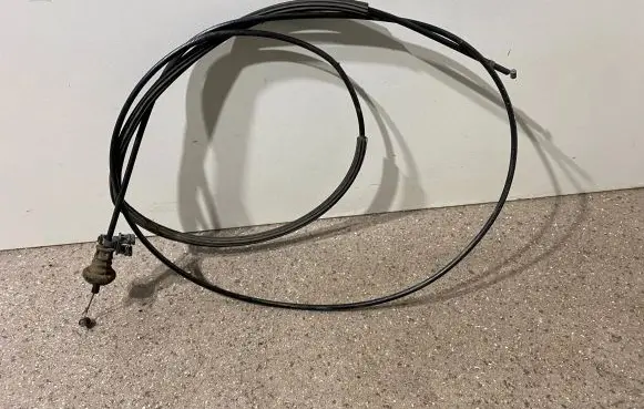 Audi A8 S8 D4 4H Engine bonnet/hood lock release cable 4H1823535B
