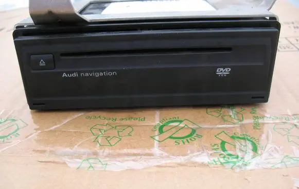 Audi A8 S8 D3 4E Navigation unit CD/DVD player 4E0919977A