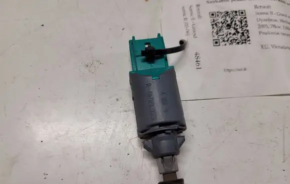 Clutch pedal sensor