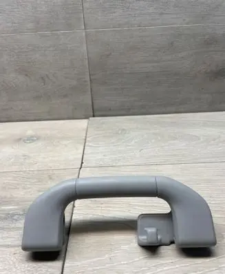 Mercedes-Benz C W204 Rear interior roof grab handle A2048100151