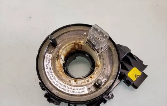 Volkswagen Touran I Airbag slip ring squib (SRS ring) 1K0959653
