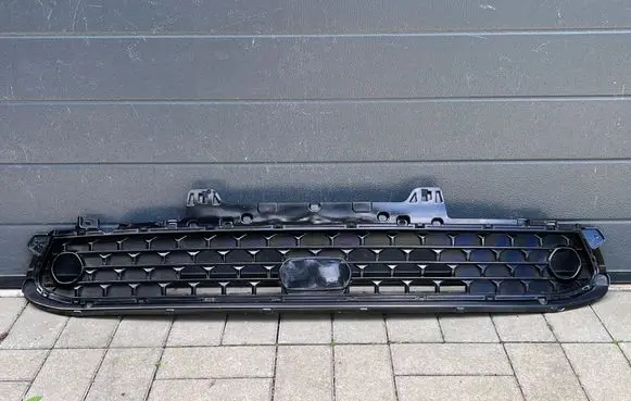 Hyundai Kona I Front bumper lower grill 86560J9CD0