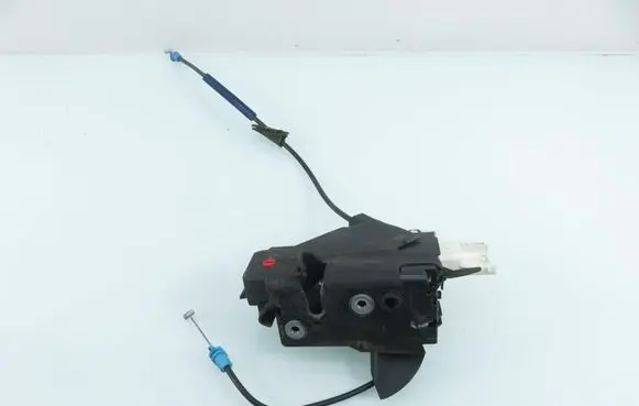 Citroen C4 I Rear door lock 9686733680
