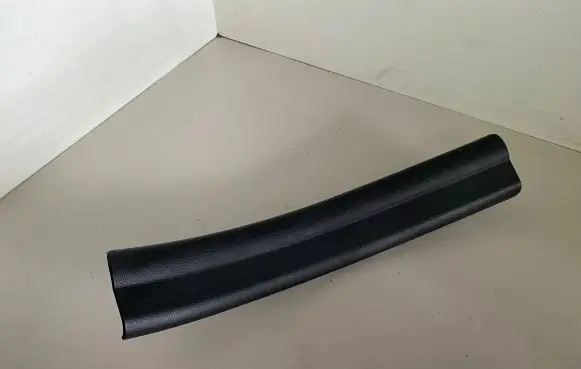 BMW X1 F48 F49 Rear sill trim cover 7326811