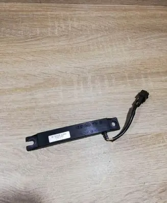 Hyundai i40 Aerial antenna amplifier VF954203Z000