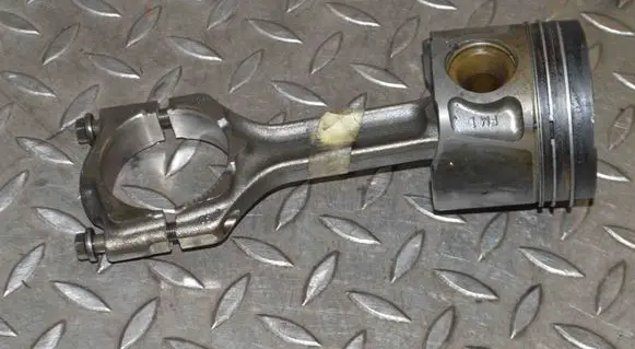 Piston