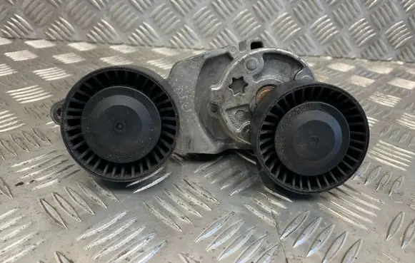 Volvo XC90 Alternator belt tensioner 20230818