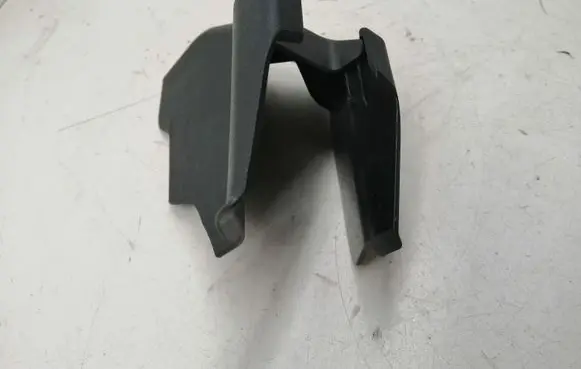 Toyota Prius (XW30) Seat trim 7215747040RH 7215747040