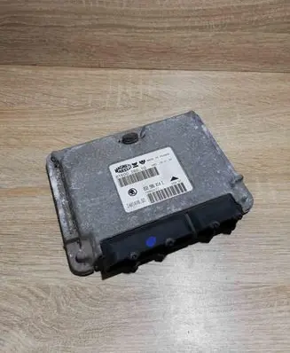 Skoda Octavia Mk1 (1U) Engine control unit/module ECU 032906014E
