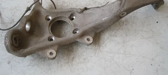 BMW X5 E70 Front wheel hub 6773784