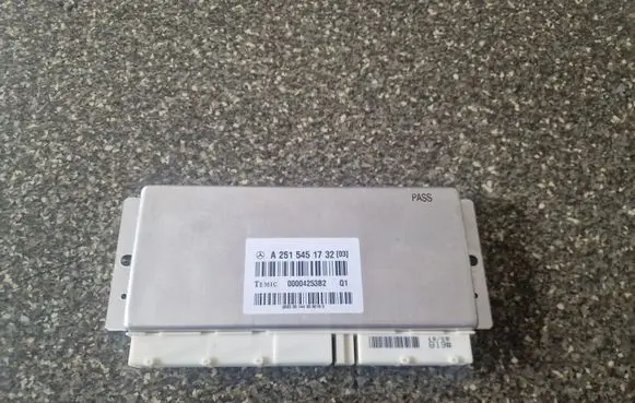 Mercedes-Benz ML W164 Comfort/convenience module A2515451732