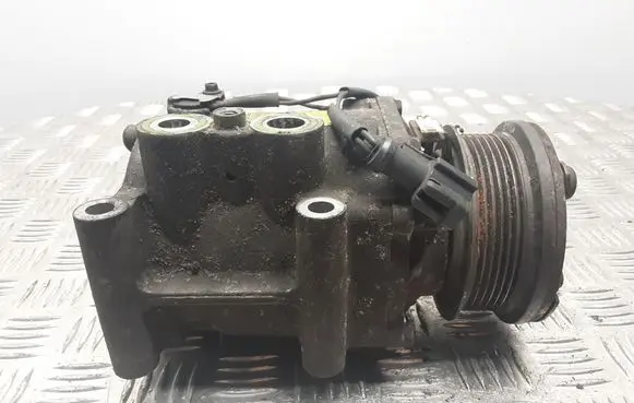 Mazda 2 Air conditioning (A/C) compressor (pump) YS4H19D629AD