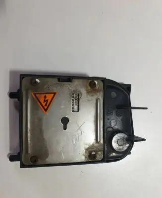 Volkswagen PASSAT B6 Headlight ballast module Xenon H068X017
