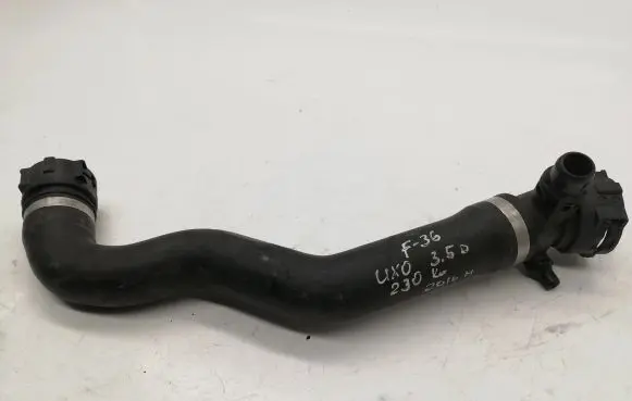 BMW 4 F32 F33 Engine coolant pipe/hose 7812941