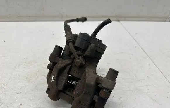 Skoda Superb B8 (3V) Rear brake caliper 3Q0615406