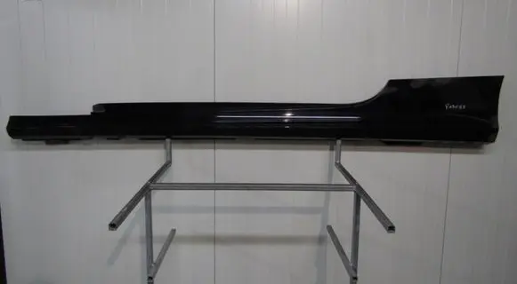 Mercedes-Benz C AMG W202 Front sill (body part) A2056906905
