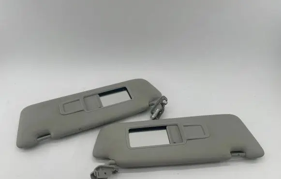 Audi A4 S4 B8 8K Sun visor 8U0857552A 8U0857551A