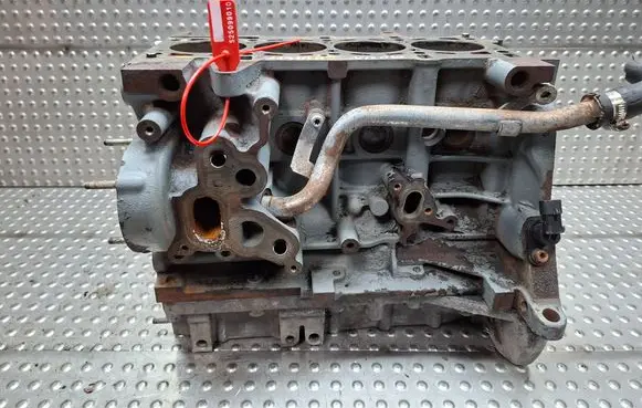 Opel Corsa D Engine block Z13DTH S25099010