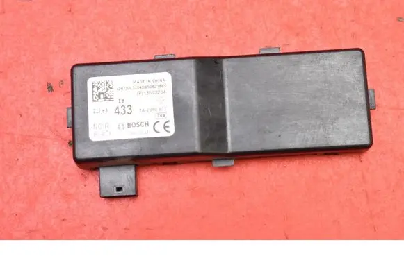 Opel Corsa E Engine control unit/module ECU 13503204