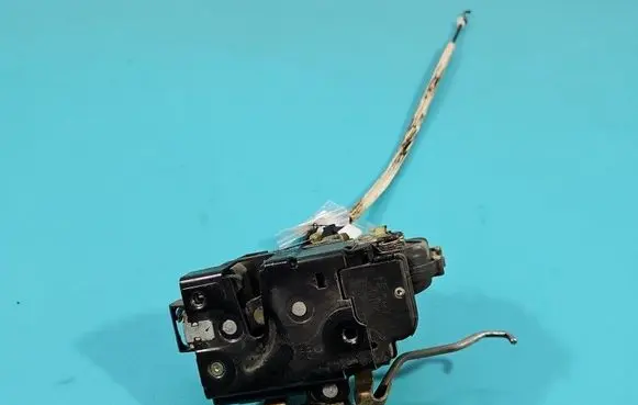 Audi A6 S6 C5 4B Front door lock IMPRK1605282