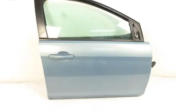 Ford Focus Front door