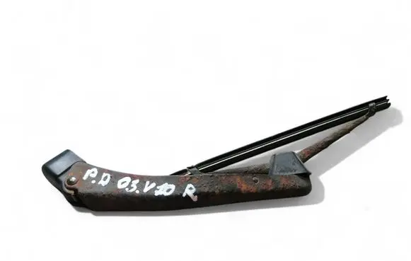 Volvo V70 Headlight wiper blade 
