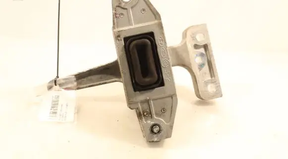 KIA Ceed Engine mount vacuum valve 21810-G4000