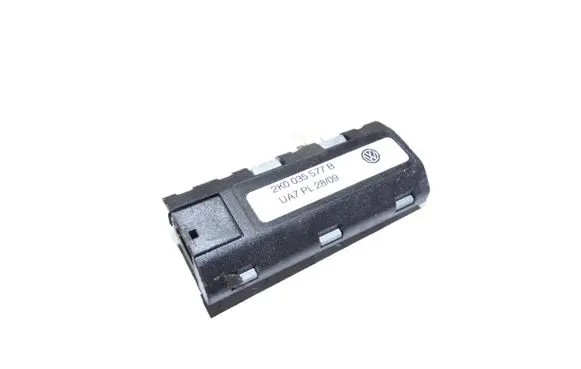 Volkswagen Caddy Aerial antenna amplifier 2K0035577B