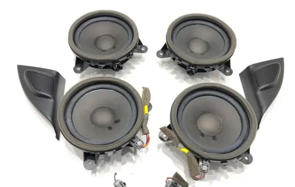 Volvo S80 Audio system kit 30657445