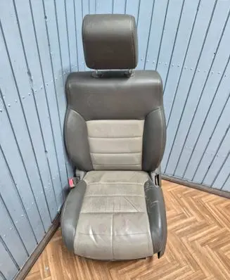 Dodge Nitro Front driver seat 01211272AD 17778F 5512147C